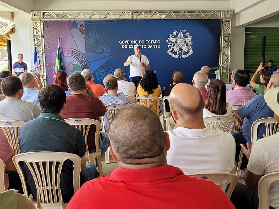 Governador Renato Casagrande autoriza obras de restauração da estrada da Rota do Carmo