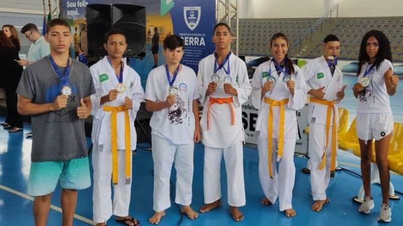 Prefeitura da Serra realiza evento para a entrega de premiações do EJA 2022