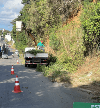 Secretaria de Serviços  em mais um sábado de muitas ações pela cidade de Cariacica