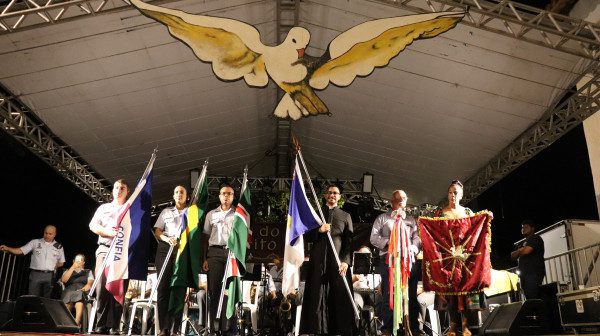 Confira como foi o primeiro dia de celebração de 205 anos da Festa do Divino de Viana