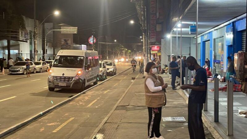 ​Assistência Social atende pessoas em situação de rua na Glória em Vila Velha