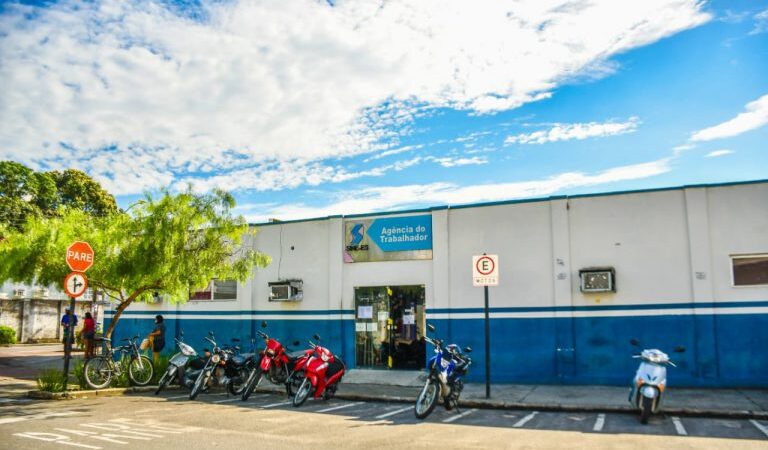 Sine Linhares oferta mais de 100 oportunidades com carteira assinada