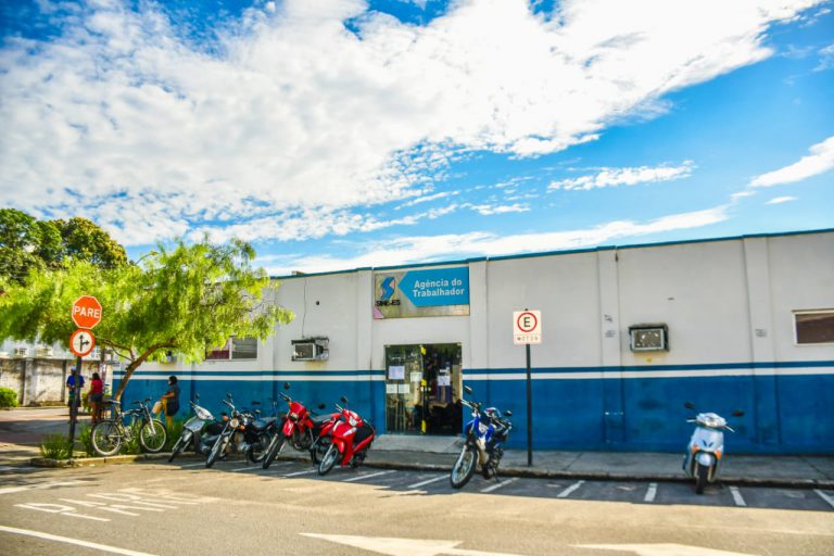 Sine Linhares oferta mais de 100 oportunidades com carteira assinada
