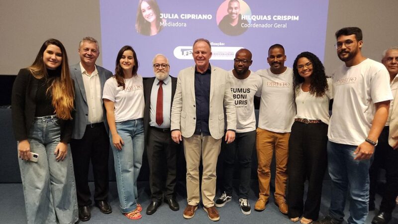 Governador participa de Aula Magna na abertura do ano letivo na Ufes