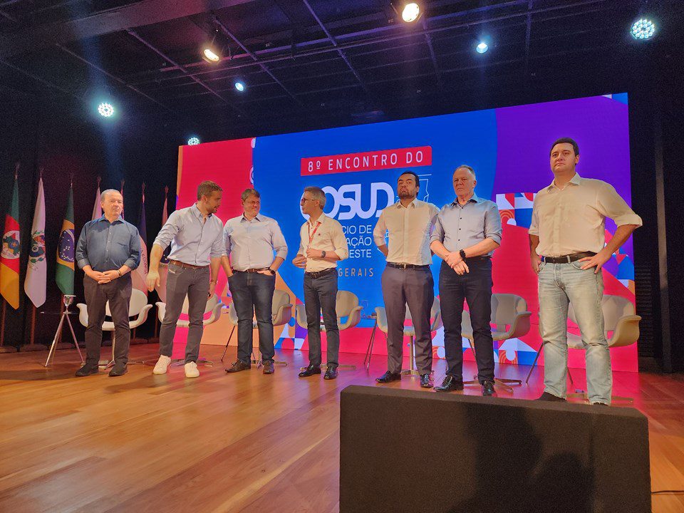 Governador do ES participa do encerramento da 8ª edição do Cosud