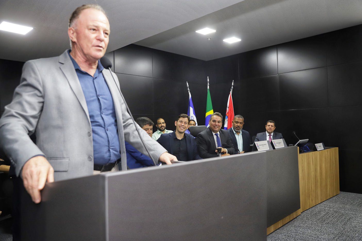 Legislativo recebe relatório do governador sobre os investimentos realizados em Vila Velha