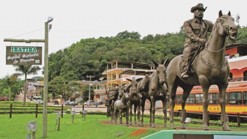 Patrimônio Cultural Reconhecido: Lei Aprovada Designa a Festa do Tropeiro como Bem Imaterial do Estado