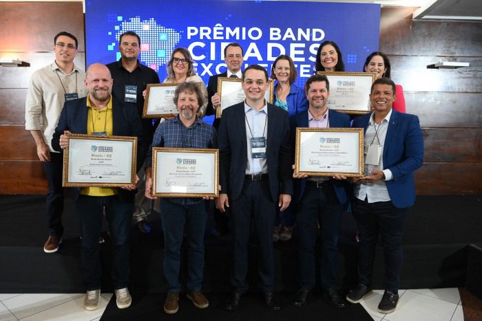 Vitória brilha como a grande Campeã do Prêmio Band Cidades Excelentes 2023