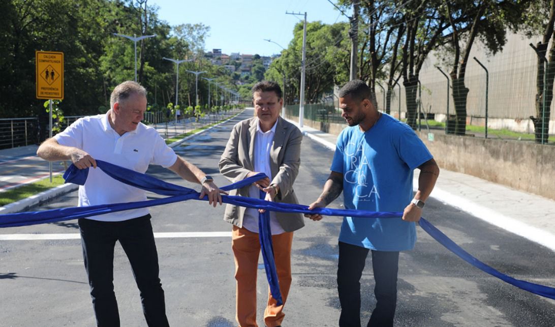 Inauguração da Nova Orla: Prefeito Euclério Sampaio e Governador Renato Casagrande liberam o trânsito