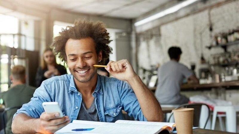 Programa oferece crédito de até R$ 5 mil para jovens empreendedores na Serra