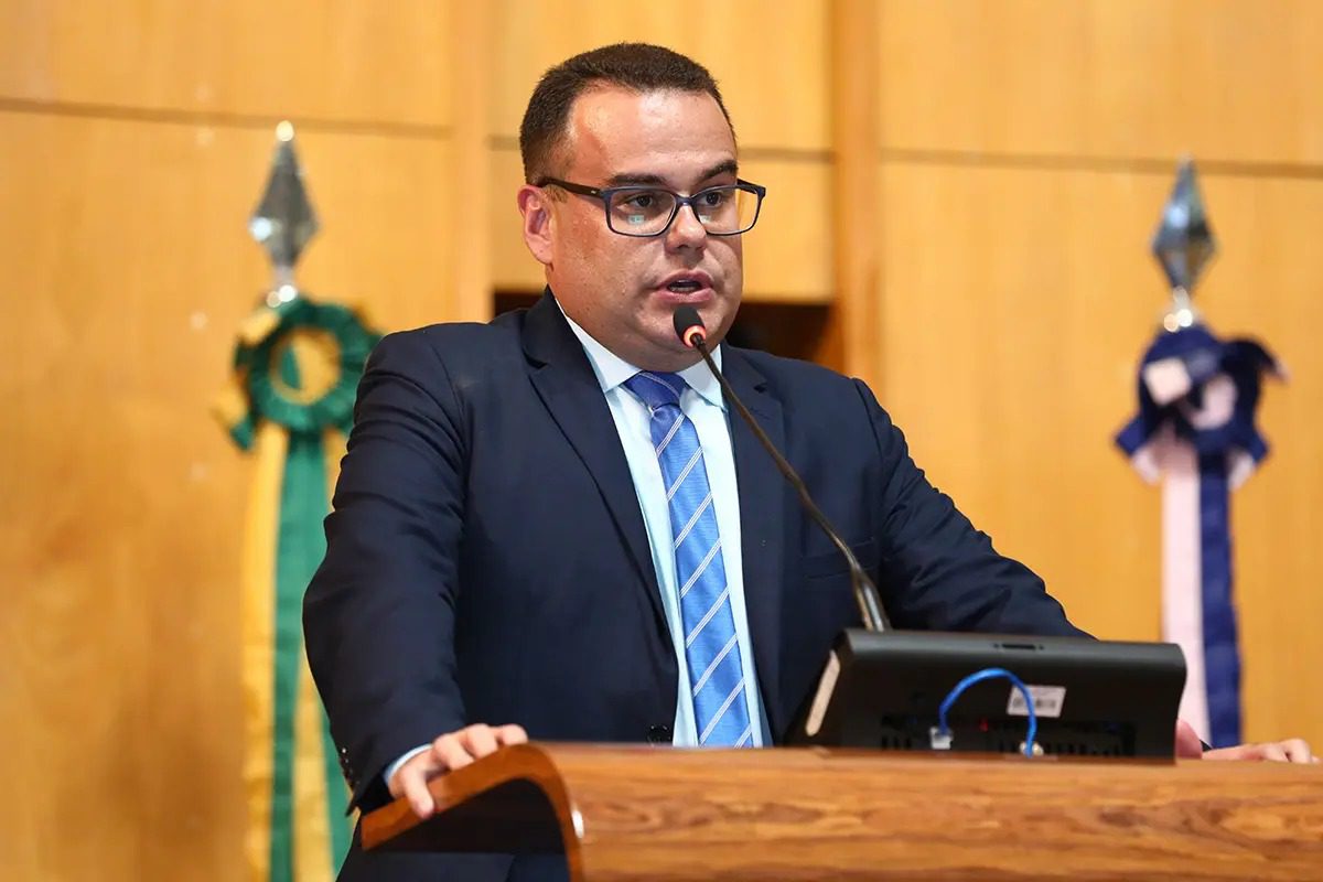 Superando o rompimento, deputado Denninho e prefeito Pazolini selam a reconciliação
