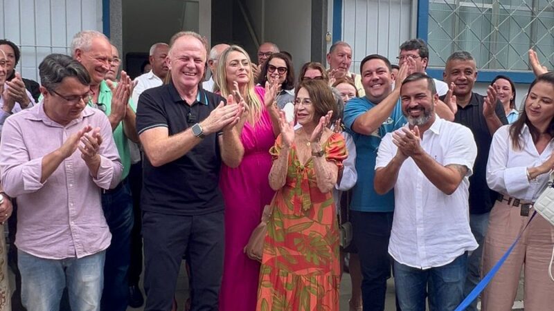 Tyago Hoffmann celebra abertura do novo Centro Estadual de Educação Técnica em Vargem Alta, resultado de sua atuação na Secretaria de Estado.