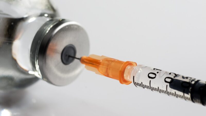 Cariacica inicia vacinação contra dengue nas escolas da rede municipal de ensino a partir de quinta-feira (7)