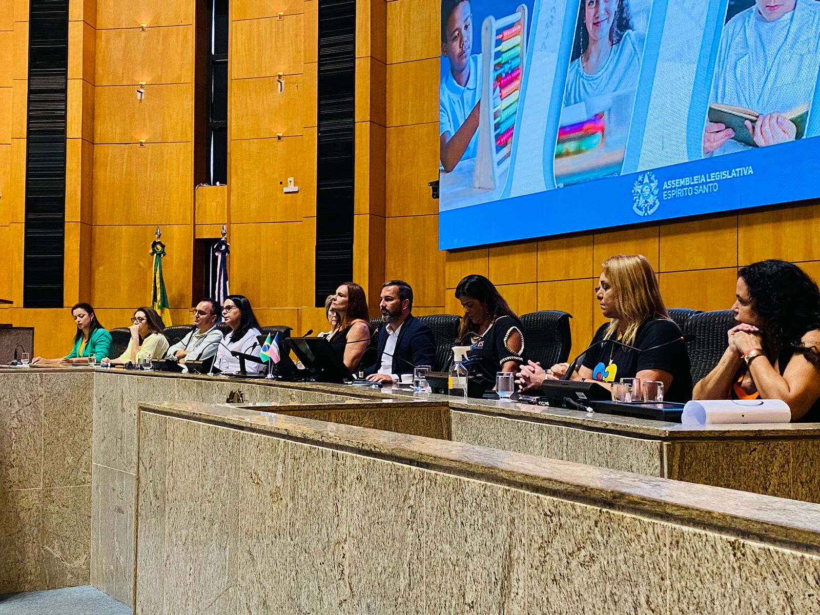 Tyago Hoffmann conduz audiência pública sobre a implementação da Política Estadual de Estímulo às Altas Habilidades/Superdotação