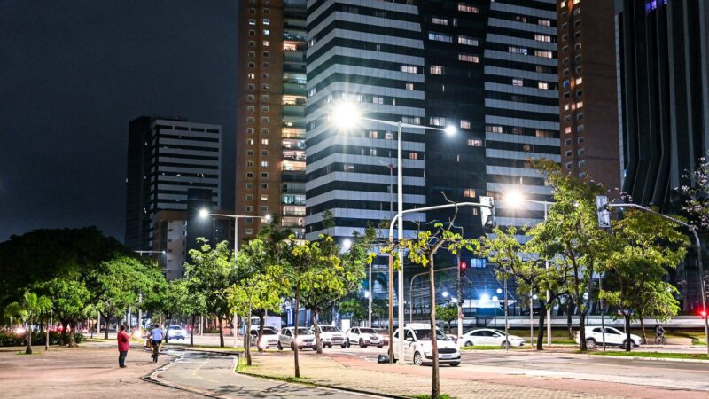Iluminação Sustentável: Vitória investe em novas lâmpadas Led para segurança e economia