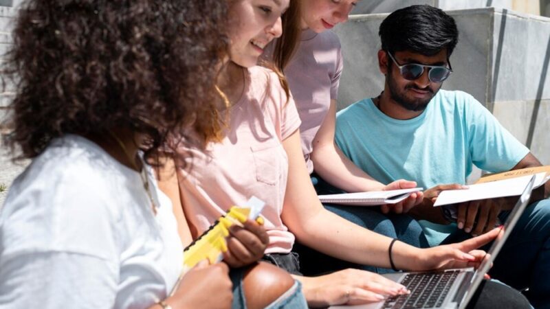 Governo estado abre mais de mil vagas em cursos técnicos nos CEETs