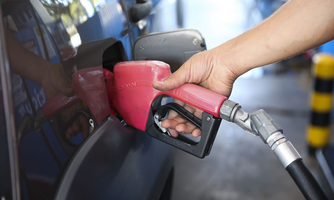 Dia Livre de Impostos: gasolina a R$ 3,63 o litro em Vitória