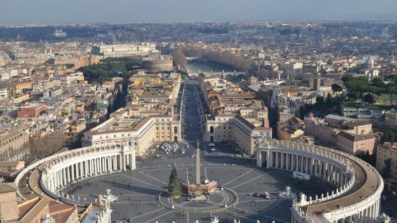 Começa hoje o conclave que vai escolher o novo Papa