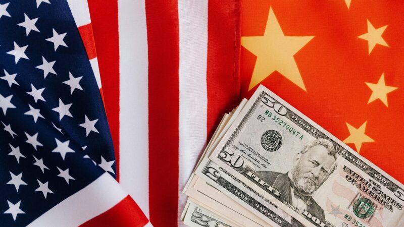 China e EUA aceitam conceder trégua de 90 dias na guerra tarifária