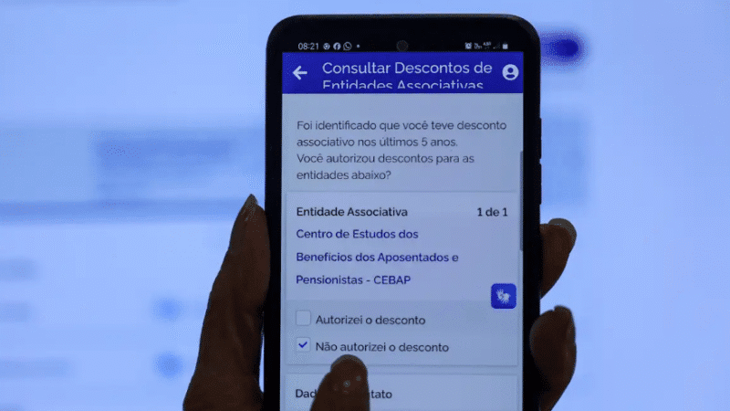 No primeiro dia, INSS recebe quase meio milhão de contestações por descontos indevidos