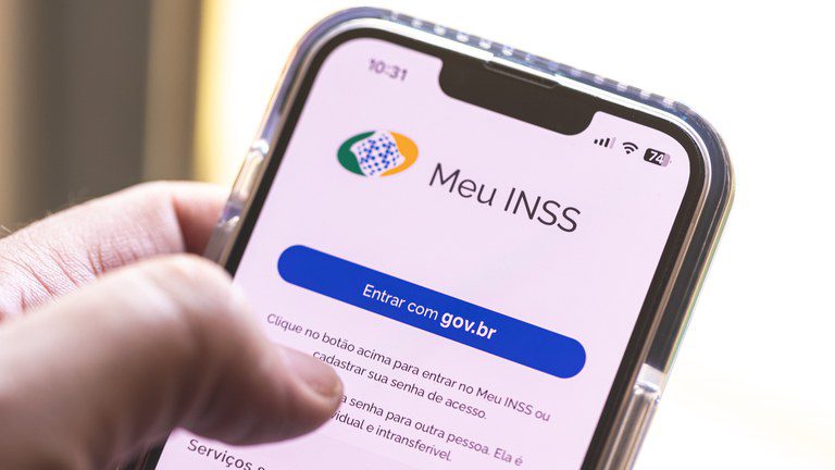 Descontos suspeitos no INSS: veja como pesquisar e exigir retorno