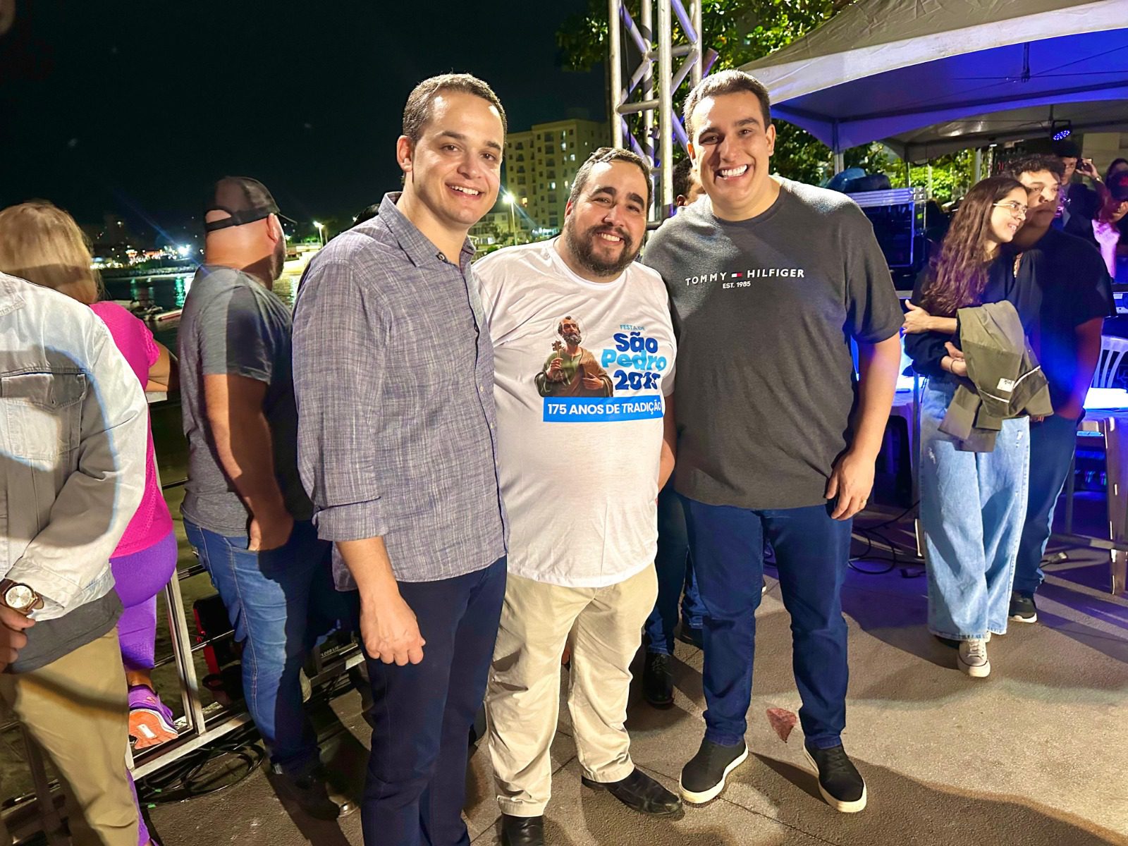 Lorenzo Pazolini marca presença na tradicional Festa de São Pedro, em Guarapari