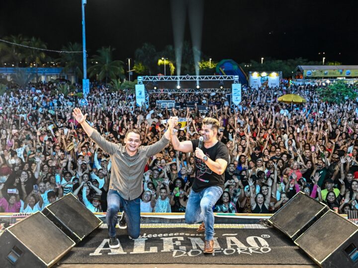 Festa de São Pedro realizada pela gestão Pazolini: mais de 40 mil pessoas curtiram o mega show de Alemão do Forró