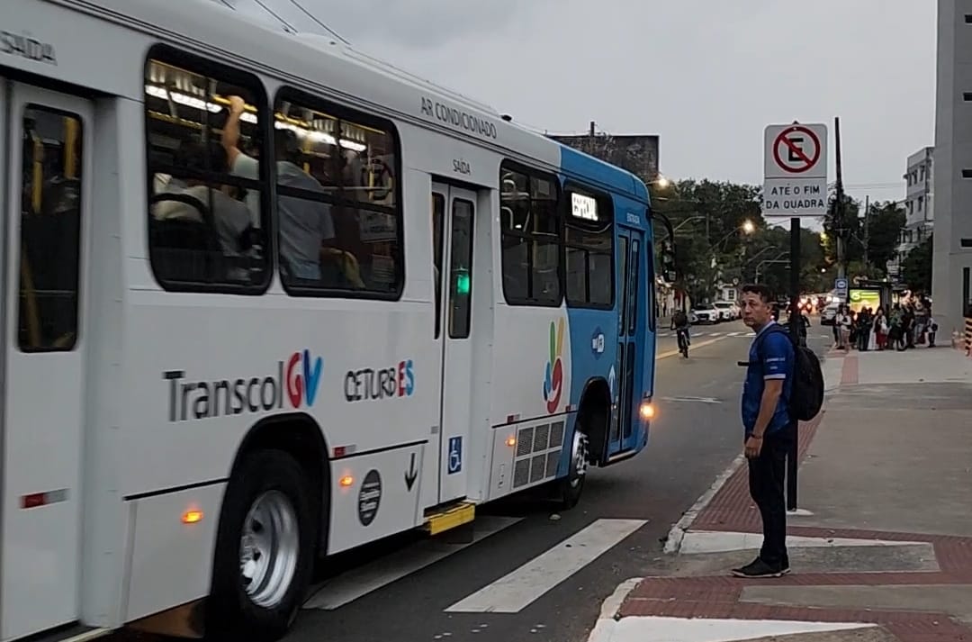 Ricardo Ferraço anuncia nova linha Transcol que liga a Serra a Cariacica passando pela Marechal Campos