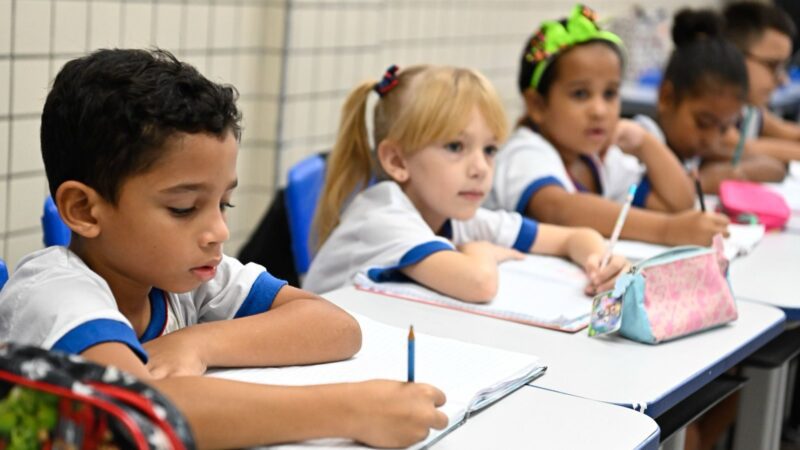 Com ações da gestão Pazolini, Vitória se torna a segunda capital do Brasil em alfabetização, de acordo com MEC