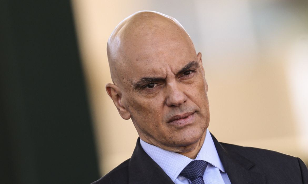 Governo Trump proíbe Moraes e ministros “aliados” de entrar nos Estados Unidos
