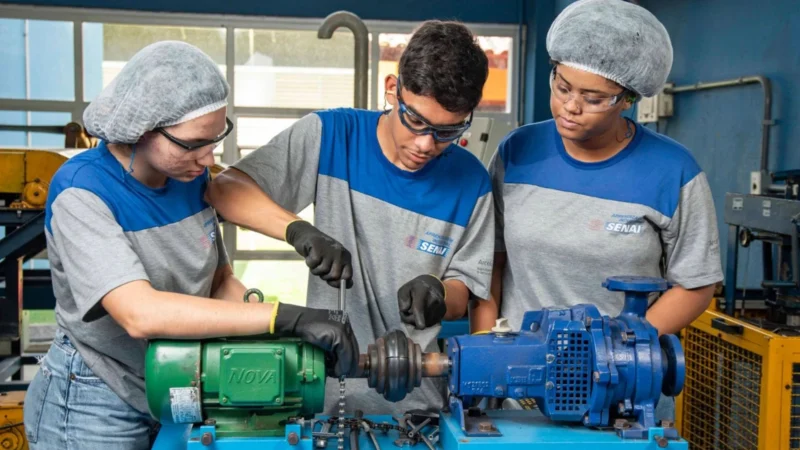 Senai e ArcelorMittal abrem 150 vagas para cursos técnicos gratuitos na Serra