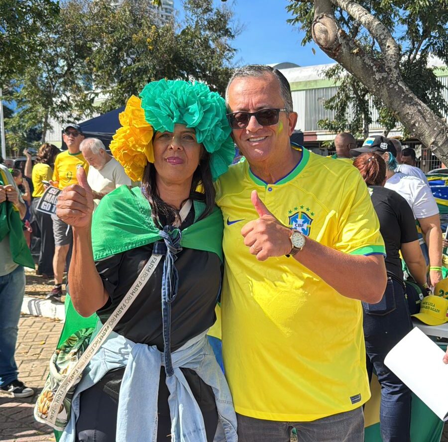 Luiz Emanuel reforça críticas ao STF e a Lula em protesto e discurso na Câmara