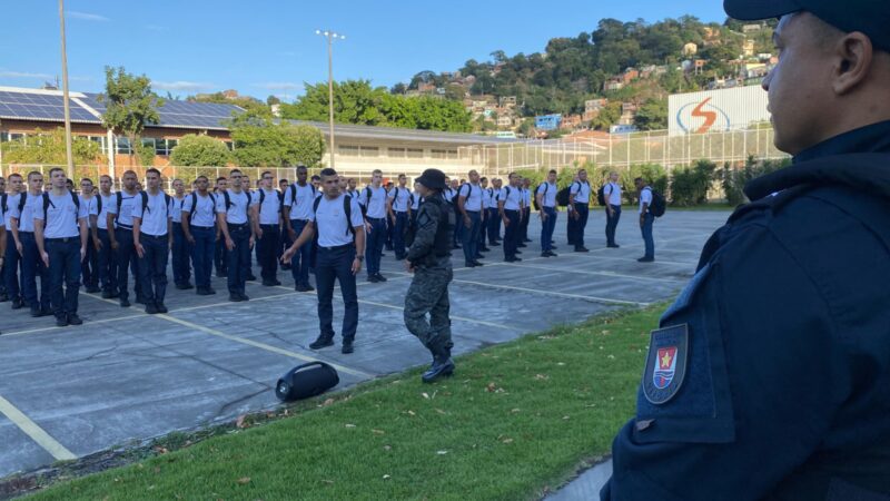 Futuros guardas municipais de Vitória participam do primeiro dia de aula de Curso de Formação