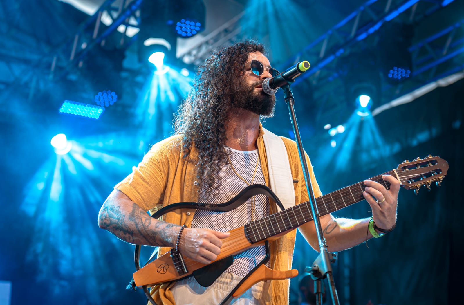 Projeto SAMBAROCKCLUBE estreia em Vitória com Diego Lyra e clima de baile retrô