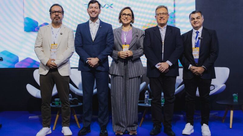 Prefeito Arnaldinho projeta “Vila Velha Ágil” no cenário internacional de inovação