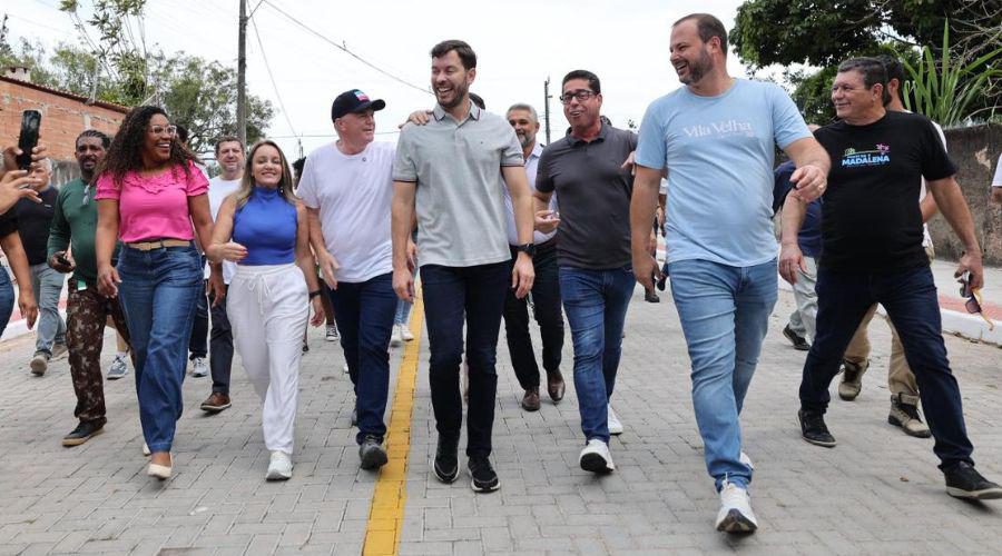 Prefeito e governador participam da entrega de 13 novas vias em Barramares