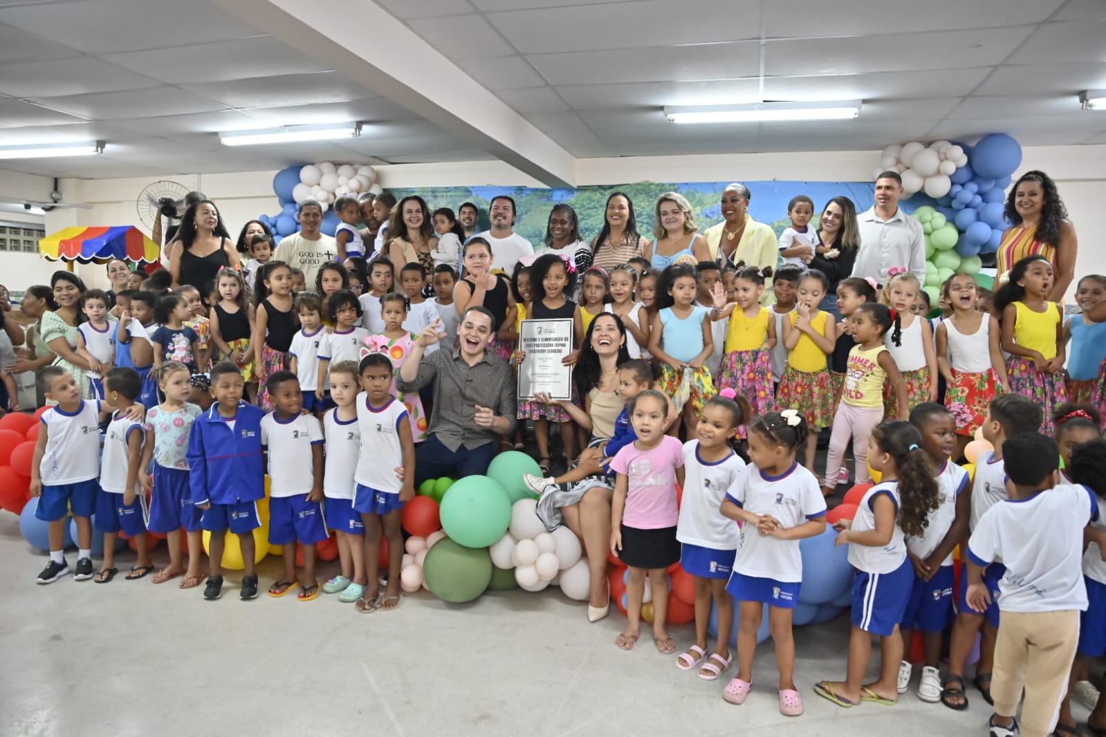 Pazolini inaugura reforma e climatização do CMEI Sophia Musengny, no Bairro da Penha