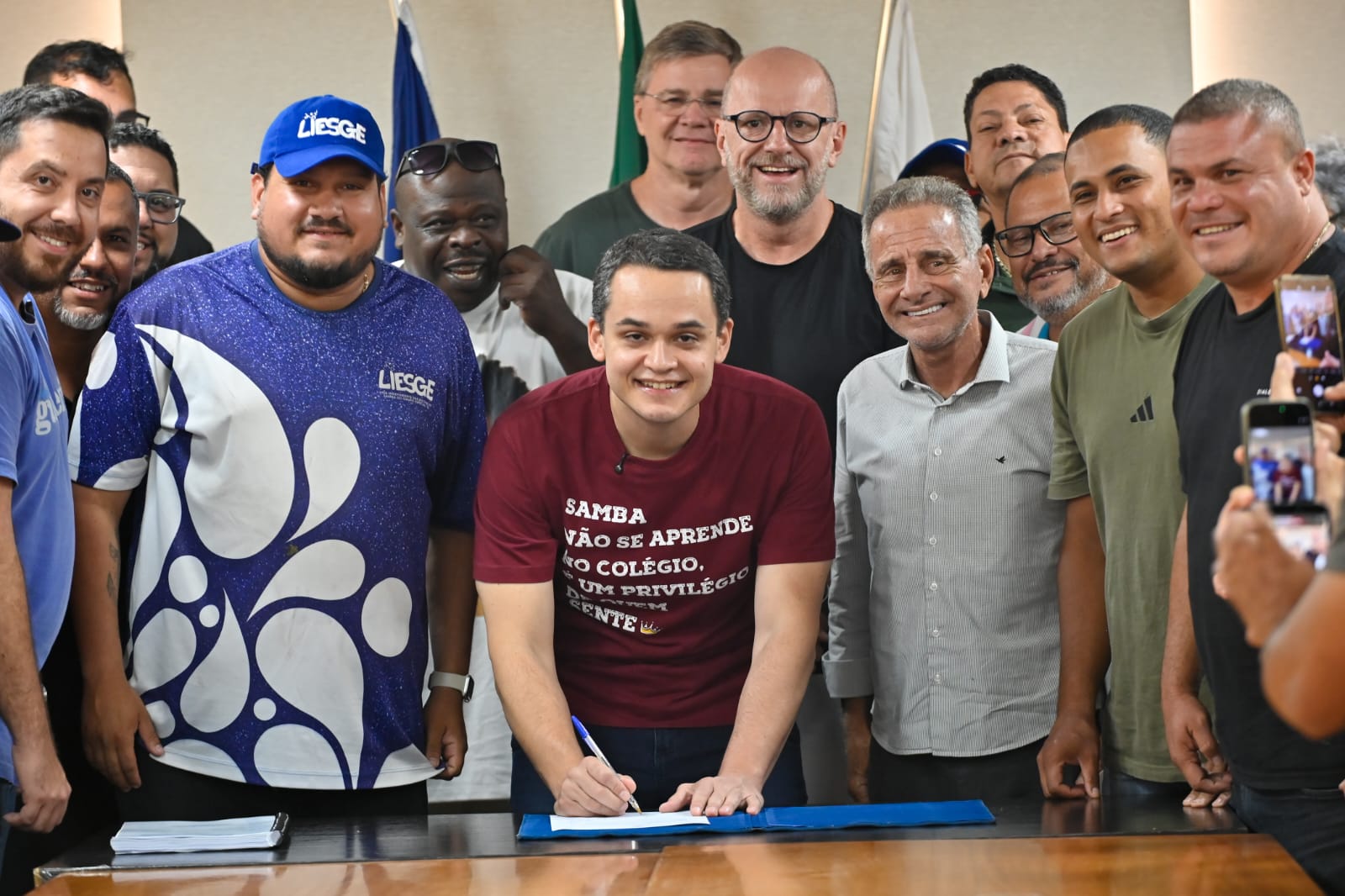 Vitória inicia maior investimento da história do Carnaval com obra da Cidade do Samba