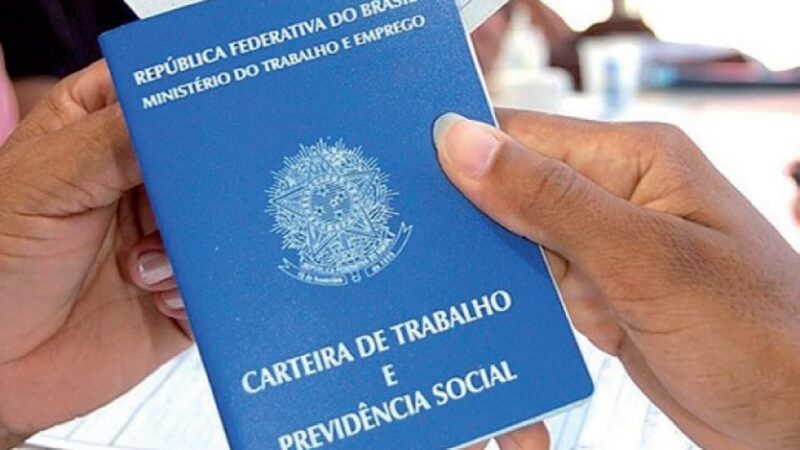 Com apoio do Sine, feira da Multivix disponibiliza mil vagas nesta terça (28)