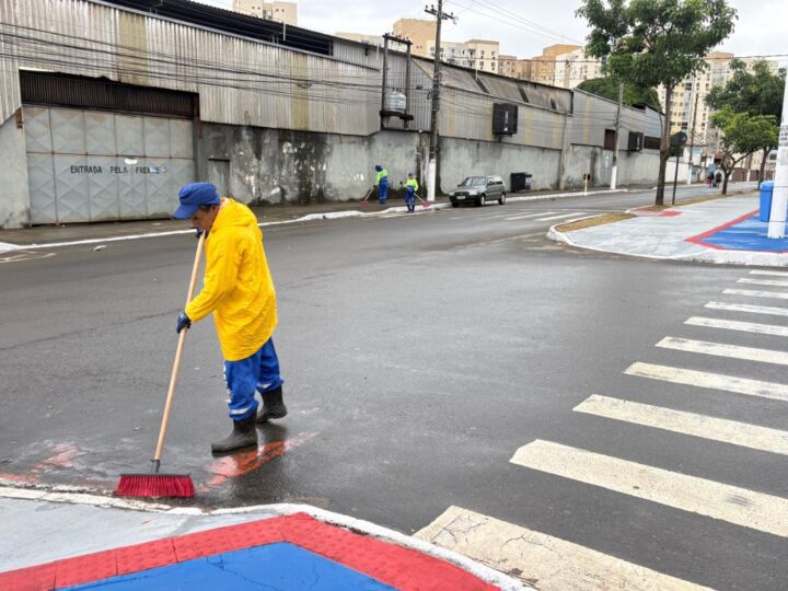 Limpeza intensificada organiza entorno do Kleber Andrade para show deste domingo (12)