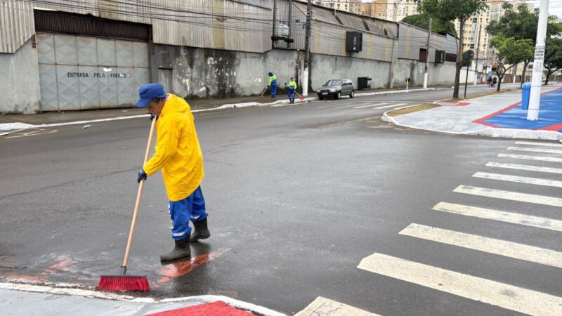 Limpeza intensificada organiza entorno do Kleber Andrade para show deste domingo (12)