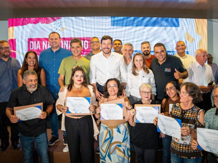 Homenagens marcam data dedicada a líderes comunitários em Vila Velha