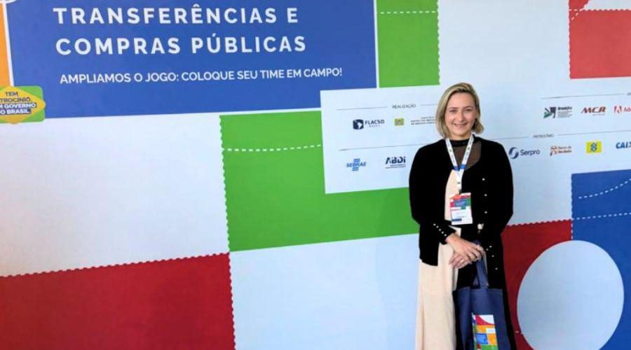 Compras públicas são debatidas em evento nacional com presença de representante municipal