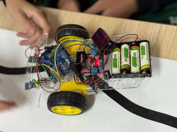 Alunos de Cariacica aceleram preparativos para a I Feira de Ciência, Tecnologia e Inovação
