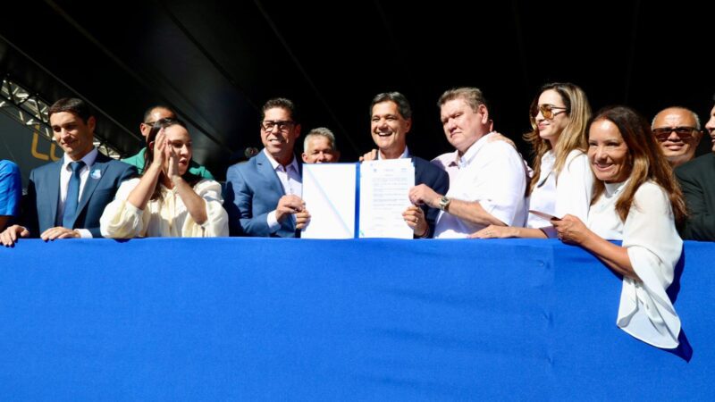Cariacica recebe anúncio de R$ 49 milhões em investimentos durante comemoração de 136 anos