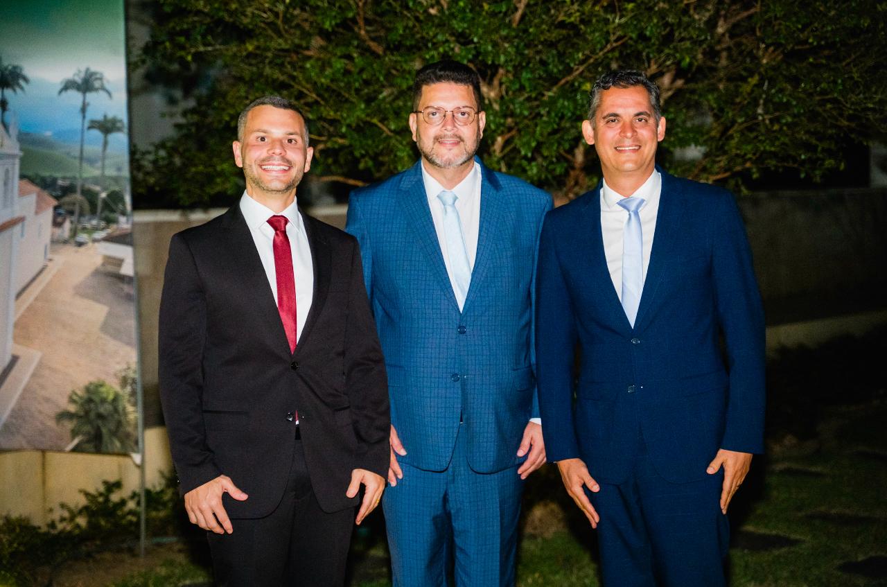 Gilson Daniel e Wanderson Bueno anunciam apoio a Joilson Broedel em Viana