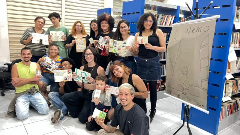 Biblioteca Municipal recebe oficina voltada à criatividade e à expressão artística