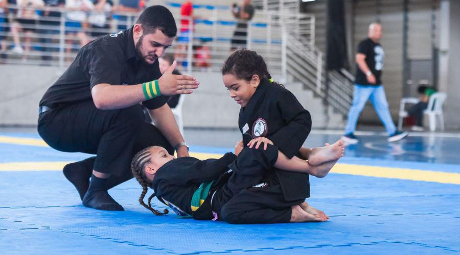 Campeonato de Jiu-jítsu kids reúne mil atletas neste domingo na Arena Tartarugão
