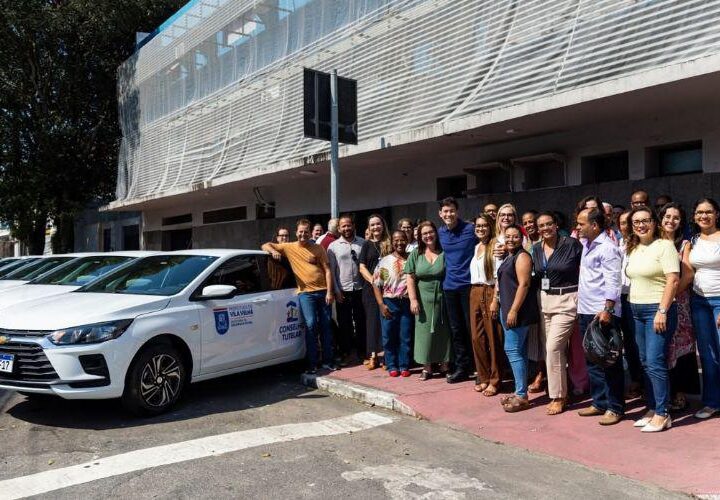 Conselhos Tutelares ampliam estrutura de atendimento com cinco novos veículos