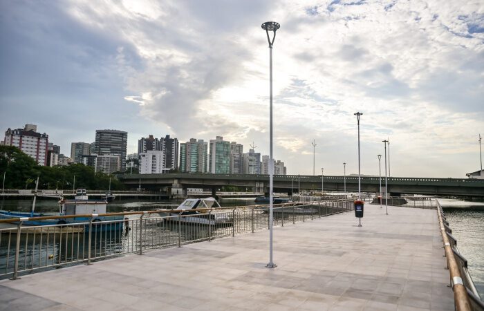 Vitória ganha novo espaço para caminhadas e lazer na região do Canal de Camburi